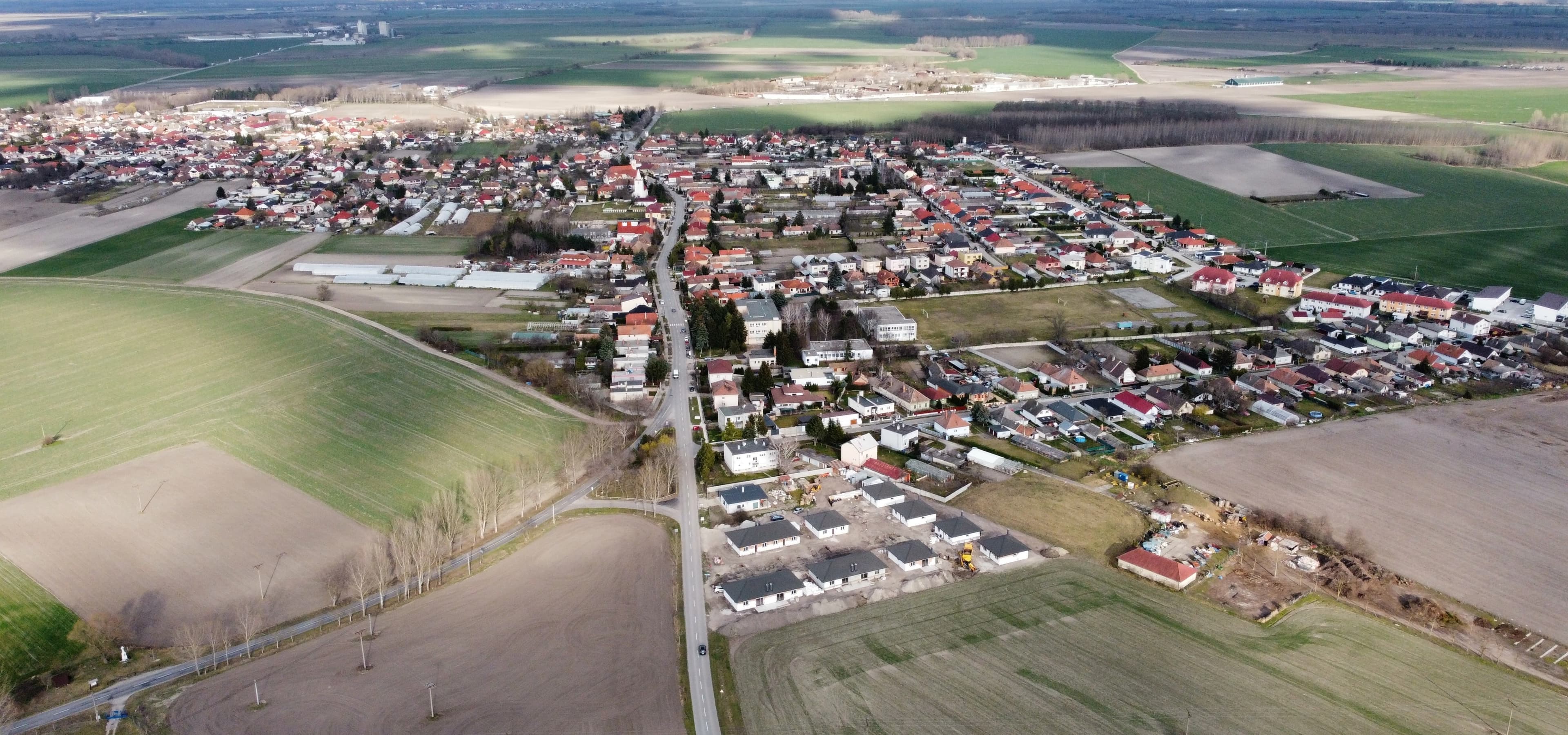 VitaBona – projekt 4-izbových rodinných domov – záber z drona